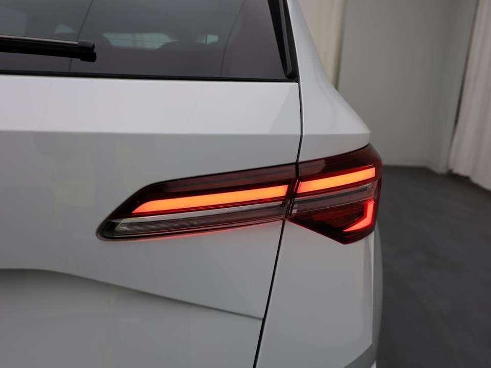 Skoda Karoq - Imagem 8