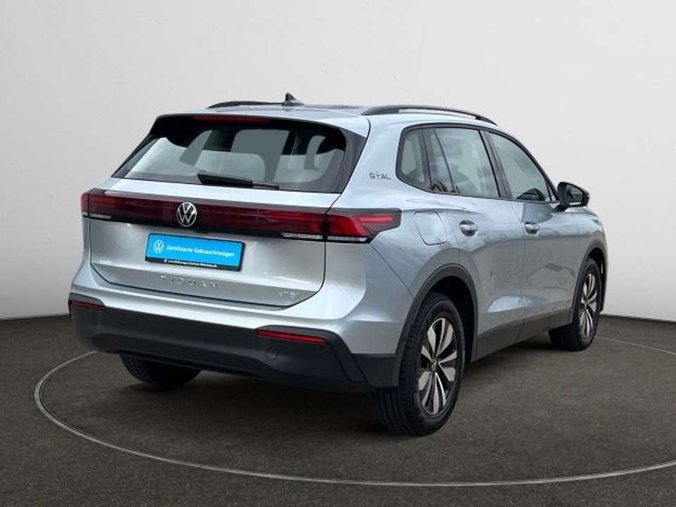 Volkswagen Tiguan - Imagem 5