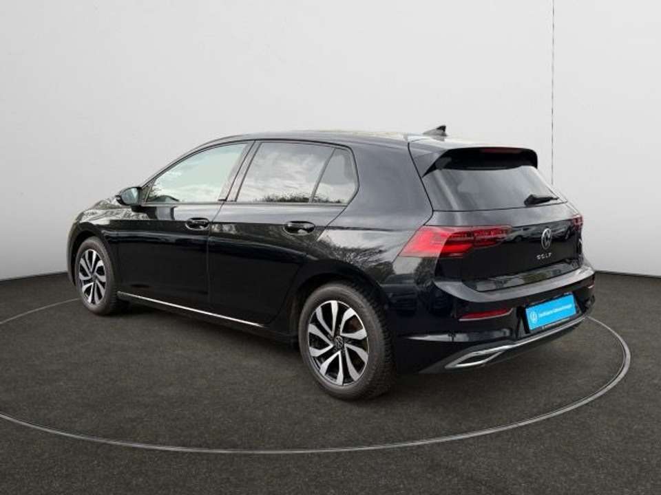 Volkswagen Golf - Imagem 3