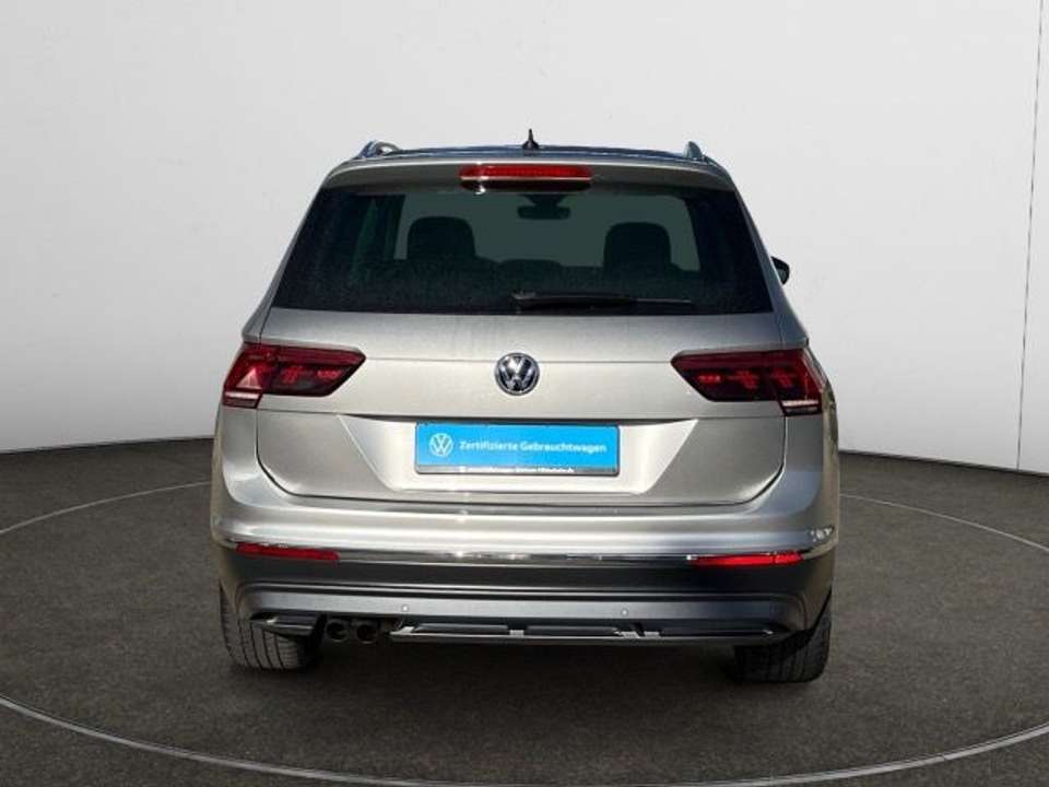 Volkswagen Tiguan - Imagem 4
