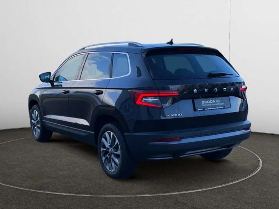 Skoda Karoq - Imagem 3