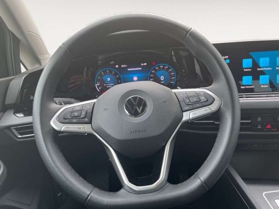 Volkswagen Golf Variant - Imagem 12