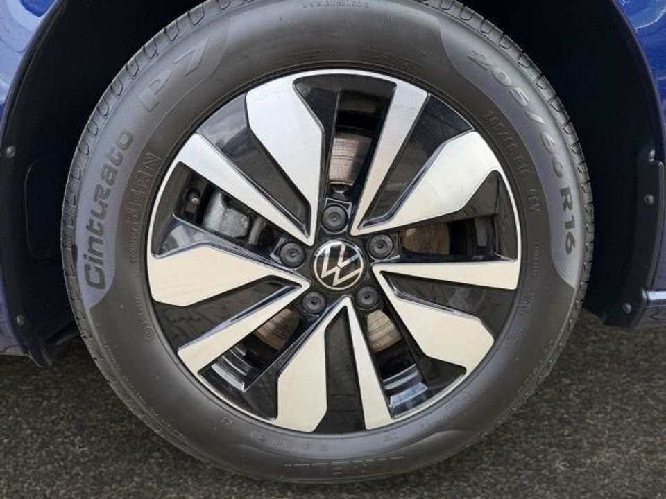 Volkswagen Touran - Imagem 14
