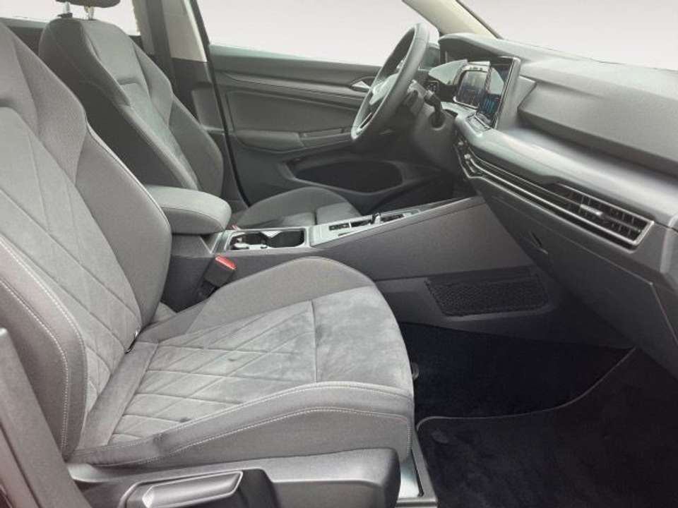 Volkswagen Golf Variant - Imagem 15