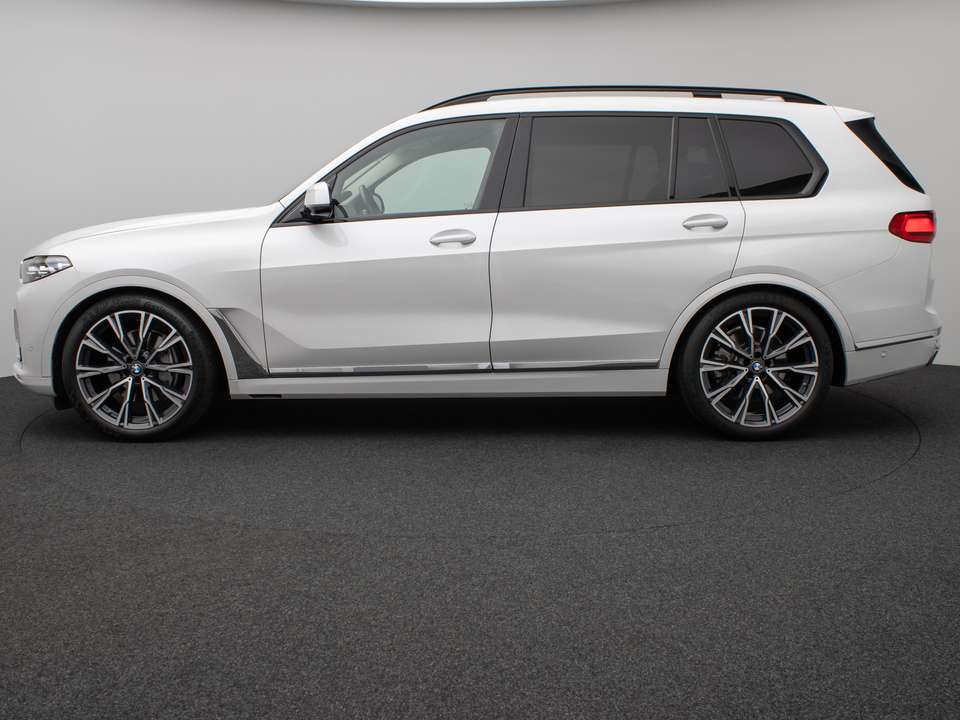BMW X7 - Imagem 11