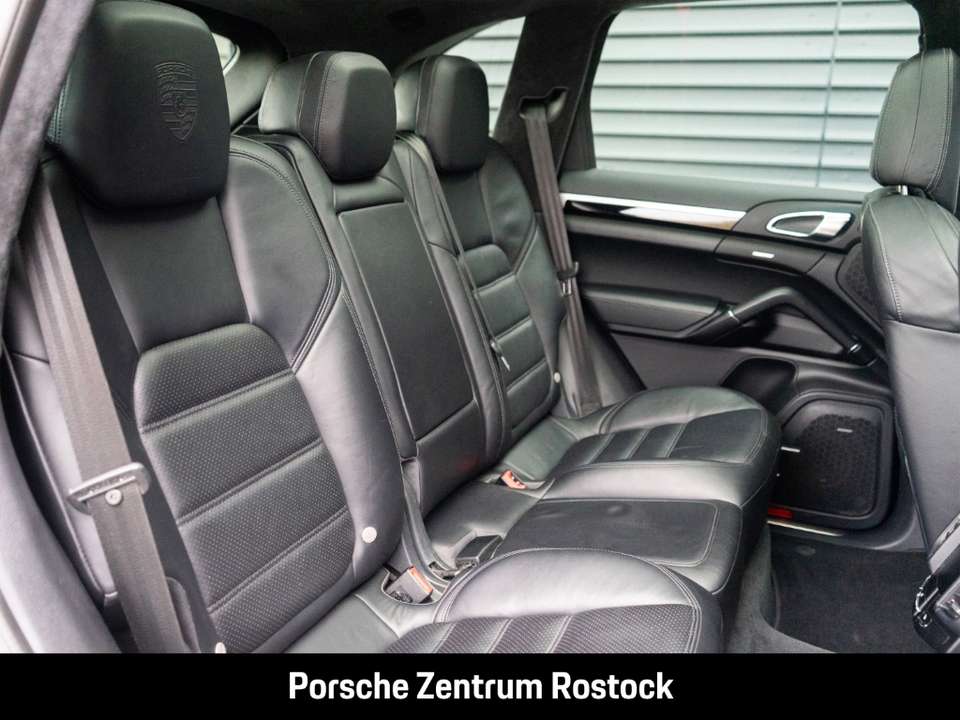 Porsche Cayenne - Imagem 5