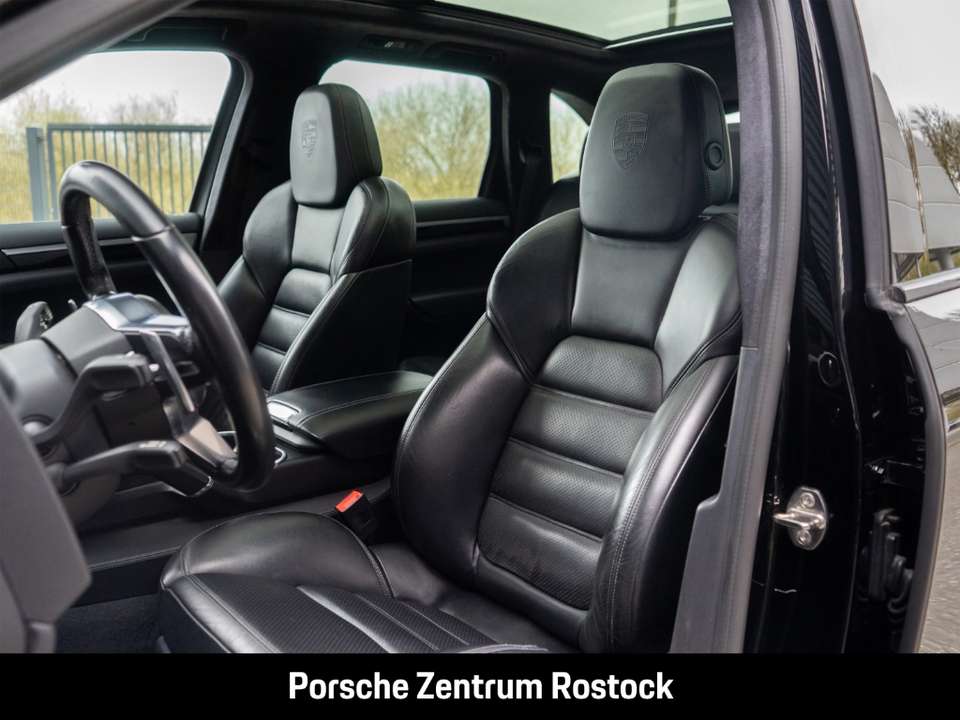 Porsche Cayenne - Imagem 10