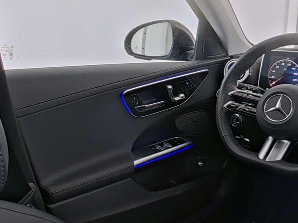 Mercedes-Benz C 220 - Imagem 4