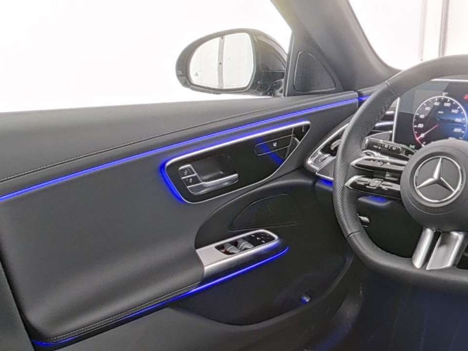 Mercedes-Benz E 220 - Imagem 4