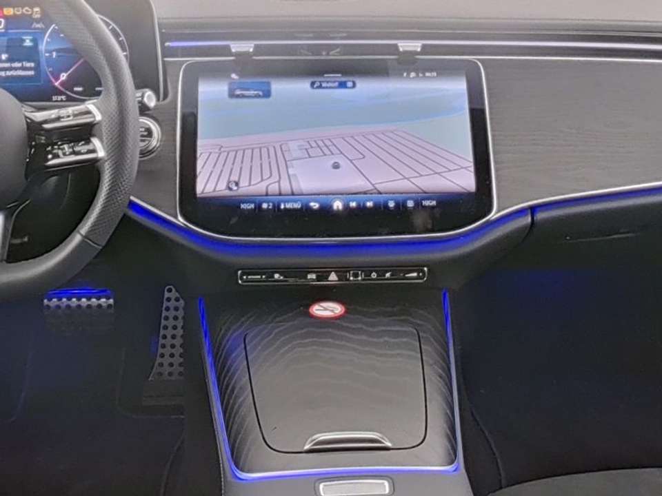 Mercedes-Benz E 220 - Imagem 5