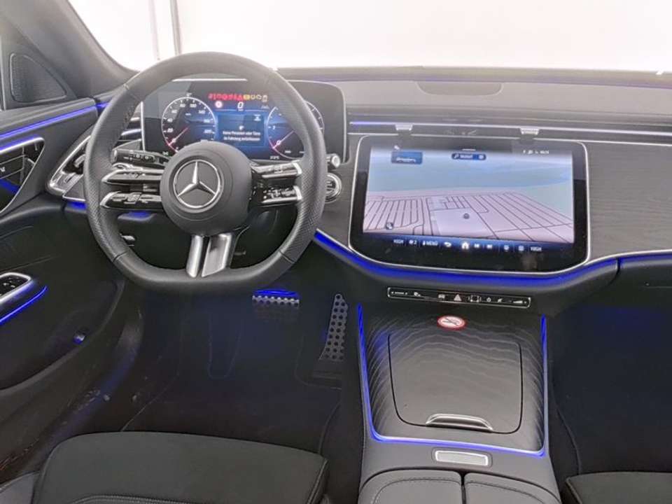 Mercedes-Benz E 220 - Imagem 6