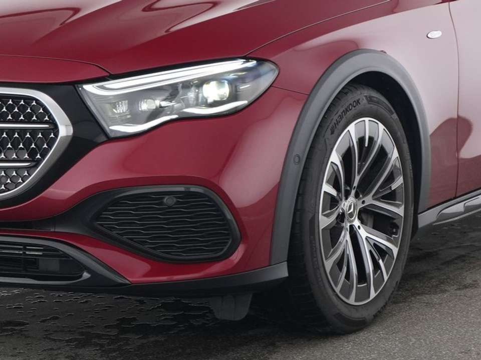 Mercedes-Benz E 300 - Imagem 10