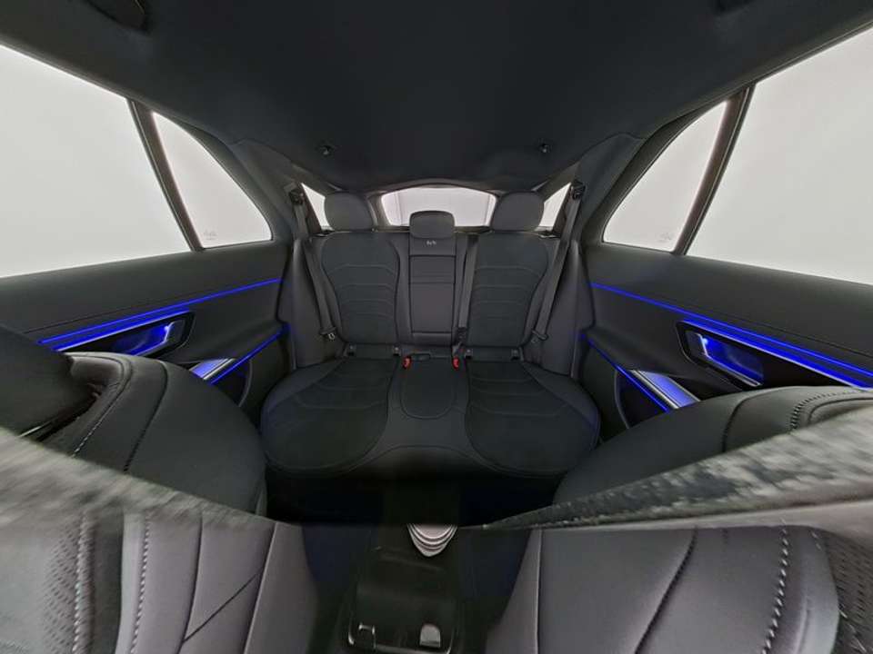 Mercedes-Benz E 220 - Imagem 8