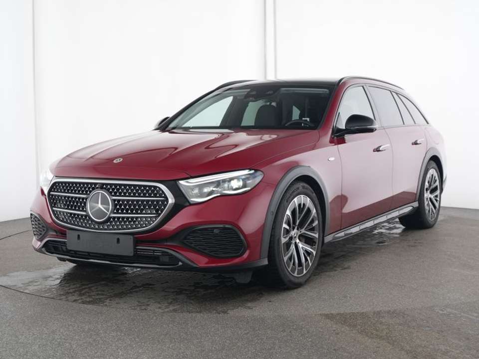 Mercedes-Benz E 300 - Imagem 12