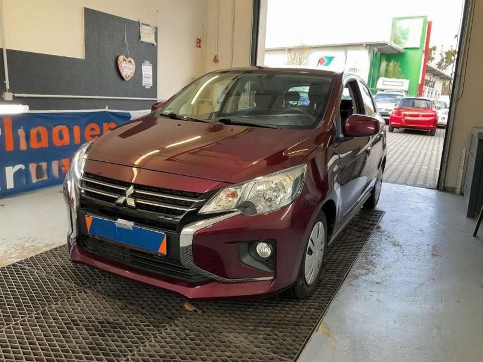 Mitsubishi Space Star - Imagem 1