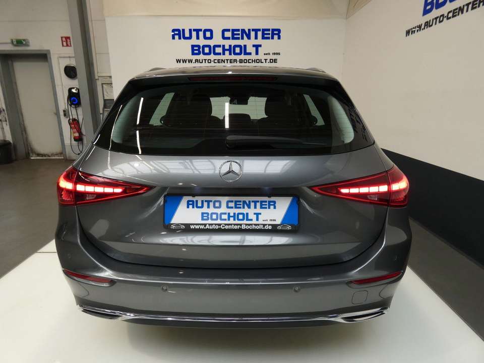 Mercedes-Benz C 220 - Imagem 2