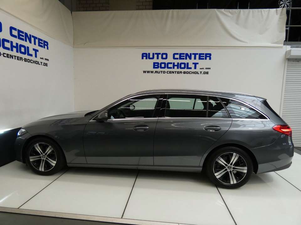 Mercedes-Benz C 220 - Imagem 15