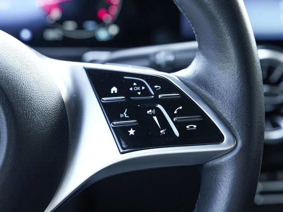 Mercedes-Benz GLB 200 - Imagem 10