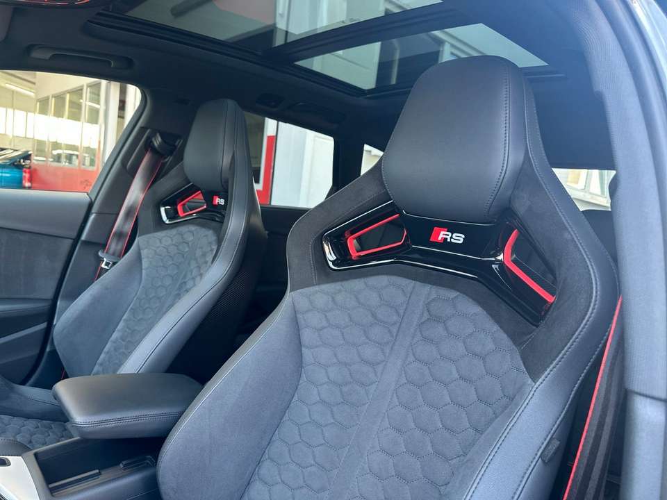 Audi RS4 - Imagem 15