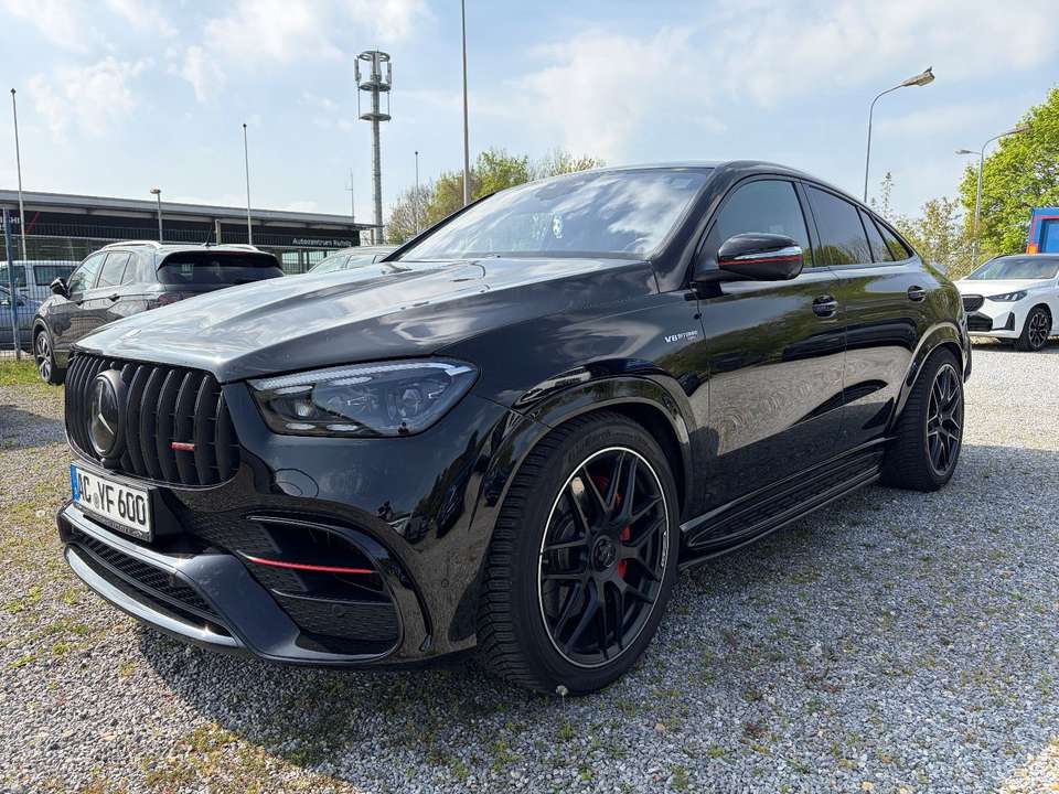 Mercedes-Benz GLE 63 AMG - Imagem 1