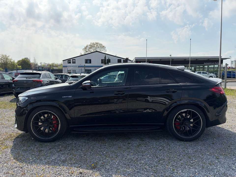 Mercedes-Benz GLE 63 AMG - Imagem 2