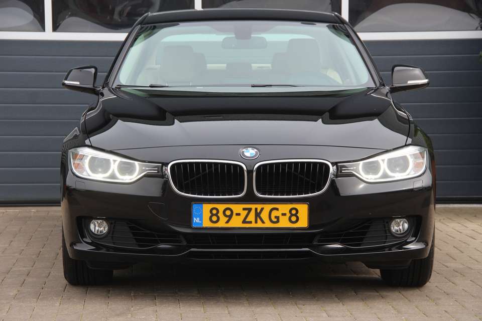 BMW 320 - Imagem 6