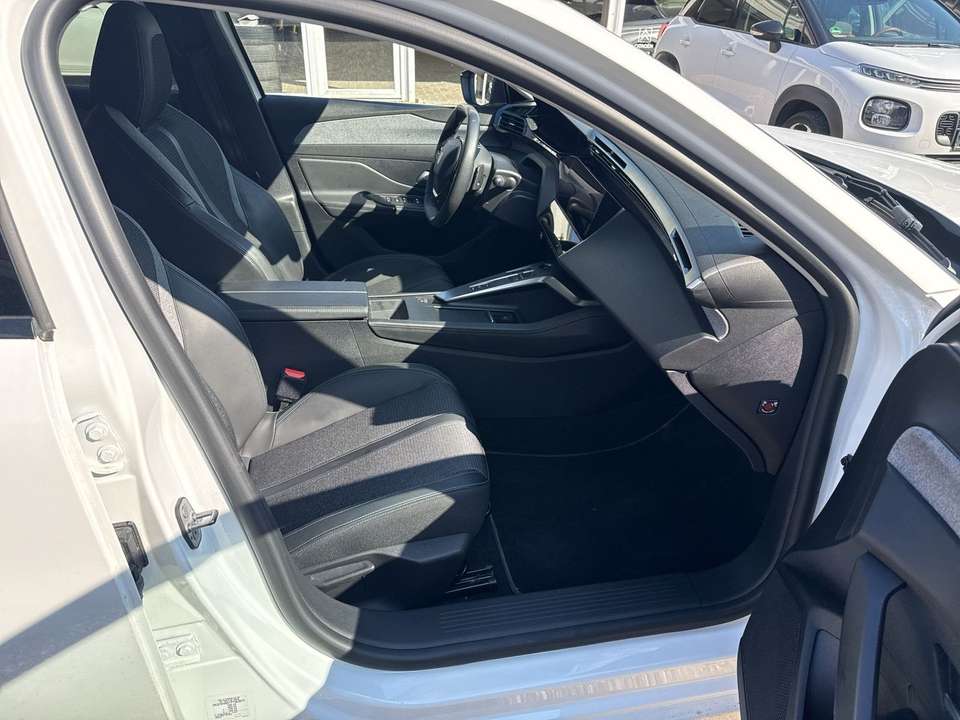 Peugeot 308 - Imagem 12