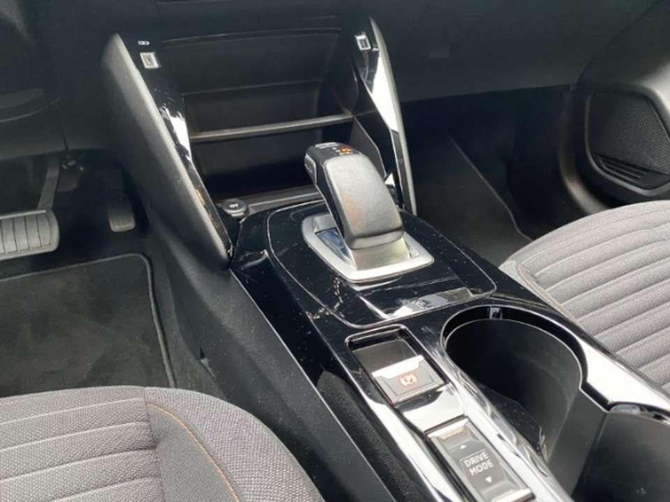 Peugeot 208 - Imagem 11