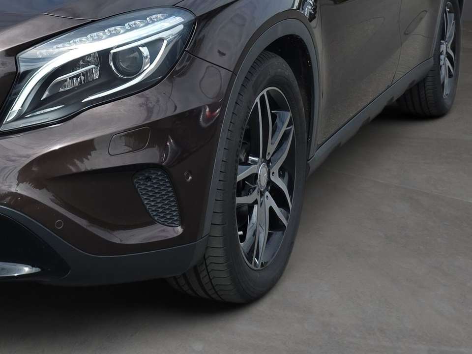 Mercedes-Benz GLA 220 - Imagem 8