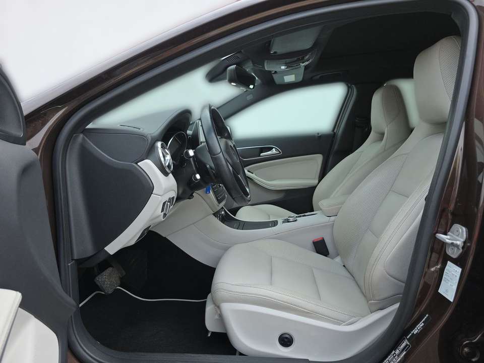 Mercedes-Benz GLA 220 - Imagem 10