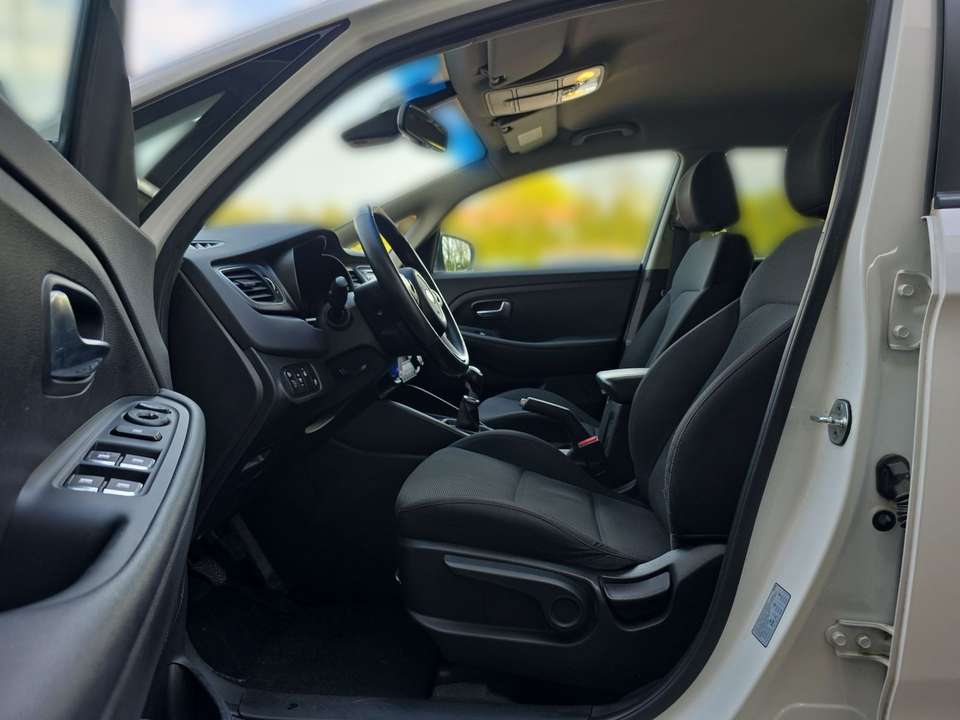 Kia Carens - Imagem 10