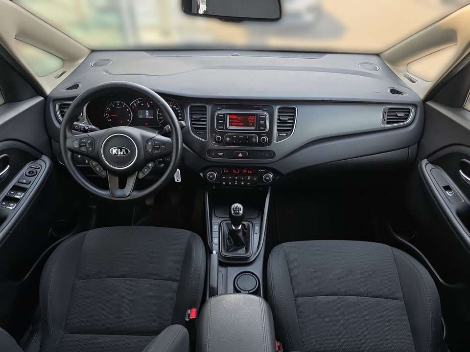 Kia Carens - Imagem 12