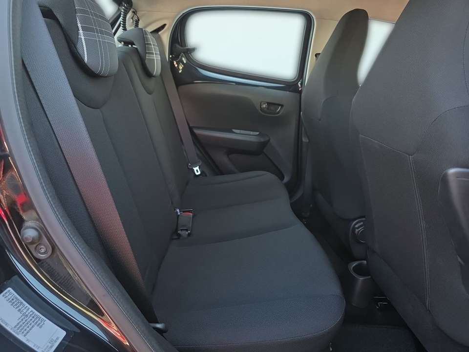 Peugeot 108 - Imagem 13
