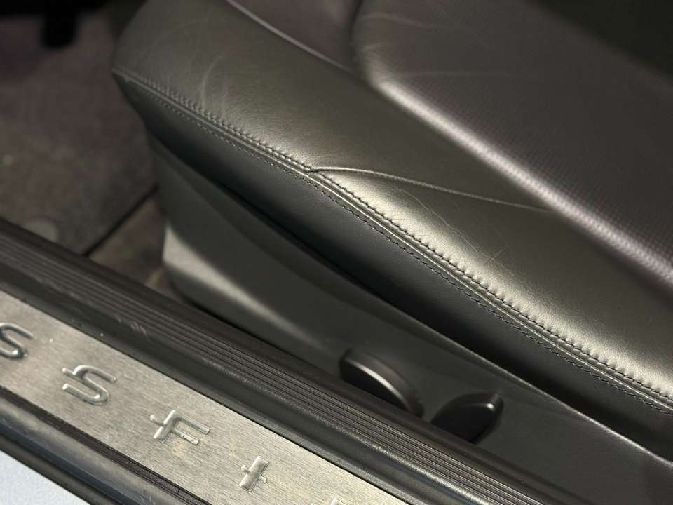 Chrysler Crossfire - Imagem 11