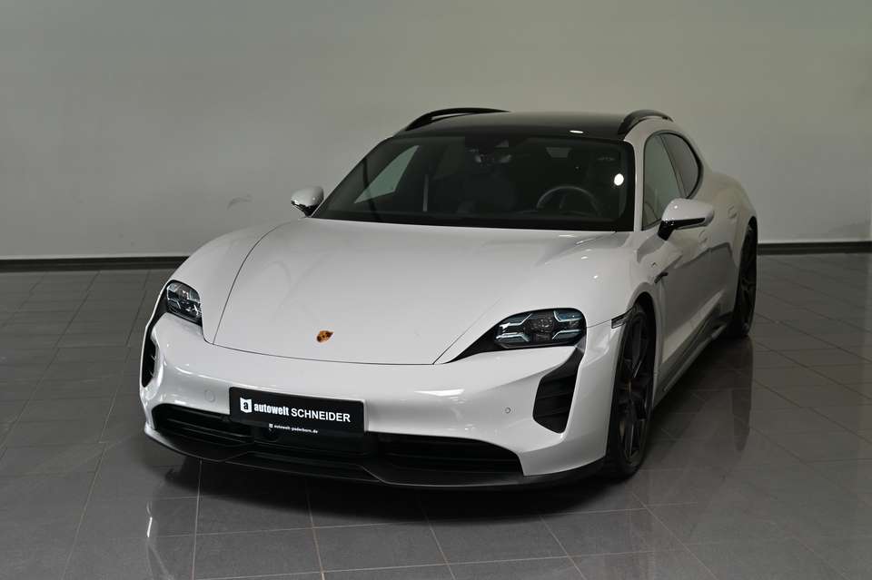 Porsche Taycan - Imagem 1