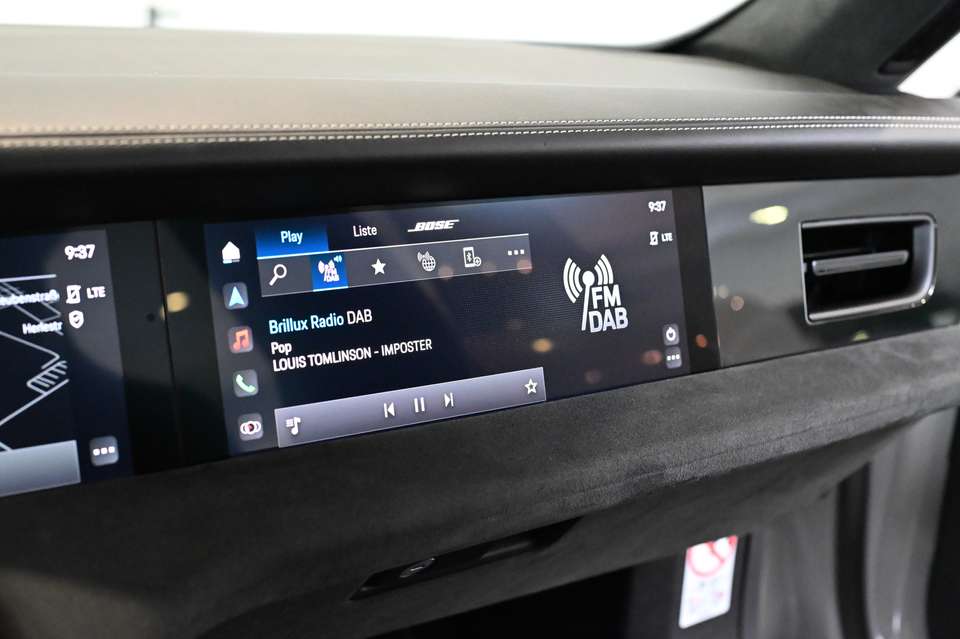 Porsche Taycan - Imagem 13