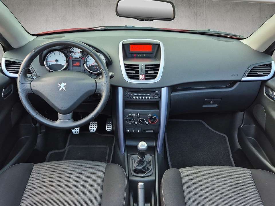 Peugeot 207 - Imagem 13