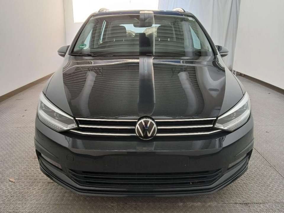 Volkswagen Touran - Imagem 3
