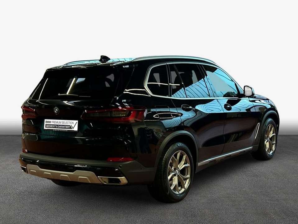 BMW X5 - Imagem 2