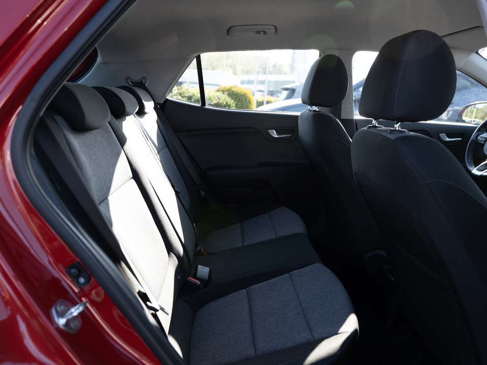 Kia Stonic - Imagem 8