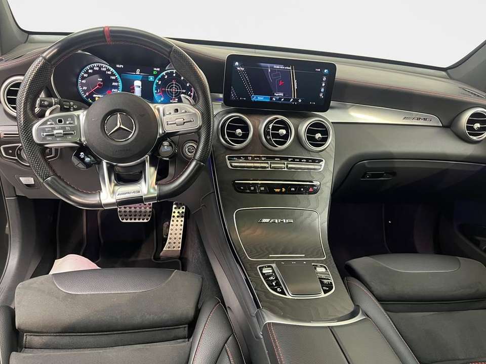 Mercedes-Benz GLC 43 AMG - Imagem 9