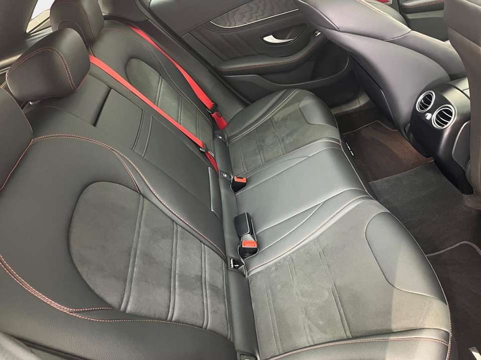 Mercedes-Benz GLC 43 AMG - Imagem 12