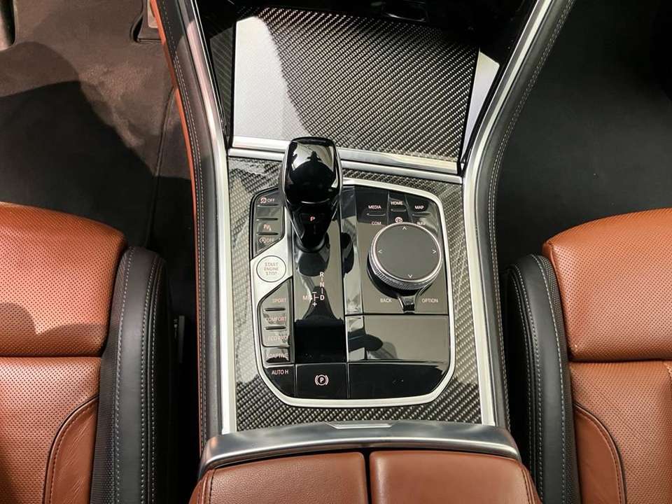 BMW M850 - Imagem 10