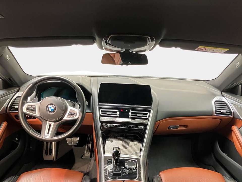 BMW M850 - Imagem 11