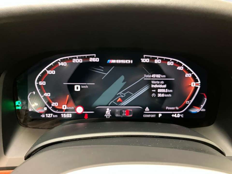 BMW M850 - Imagem 12