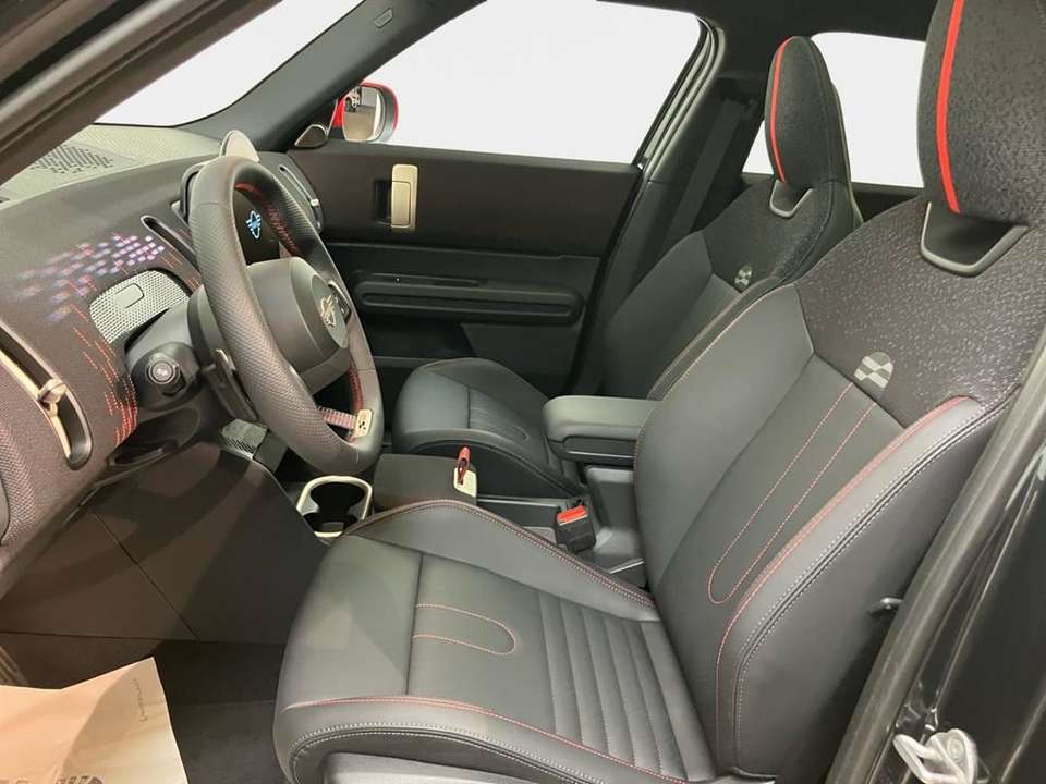 MINI JCW Countryman All4 - Imagem 9