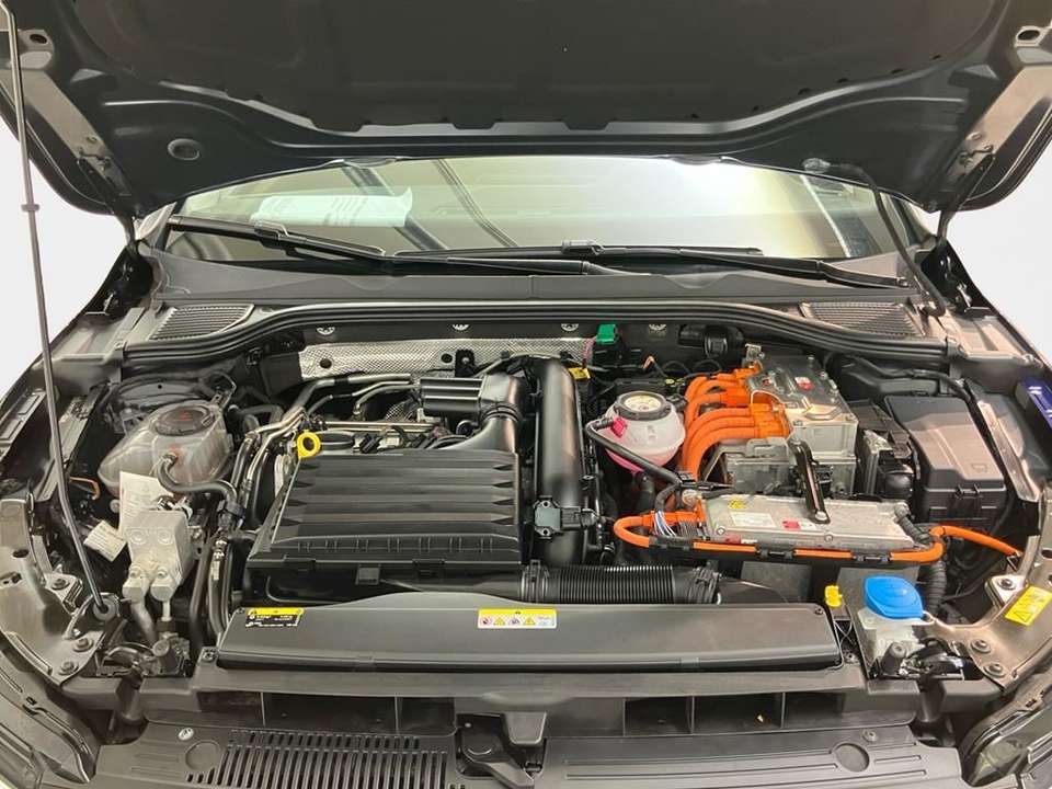 Volkswagen Golf - Imagem 15