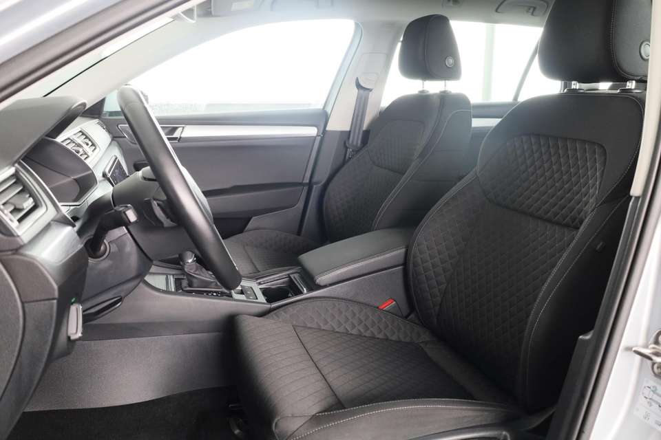 Skoda Superb - Imagem 7