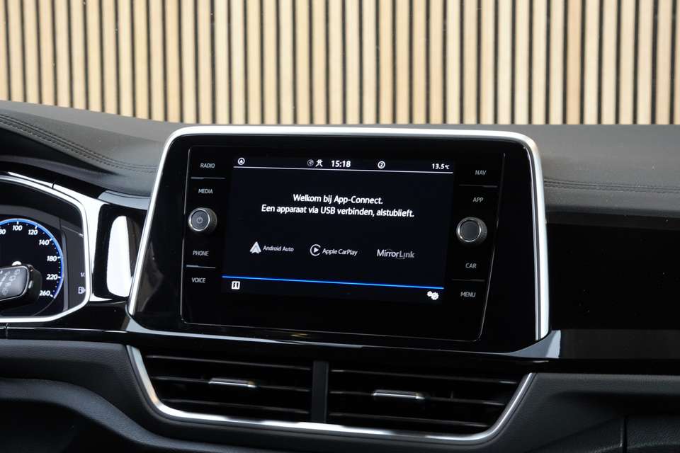 Volkswagen T-Roc - Imagem 9