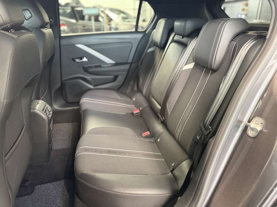 Opel Astra - Imagem 7